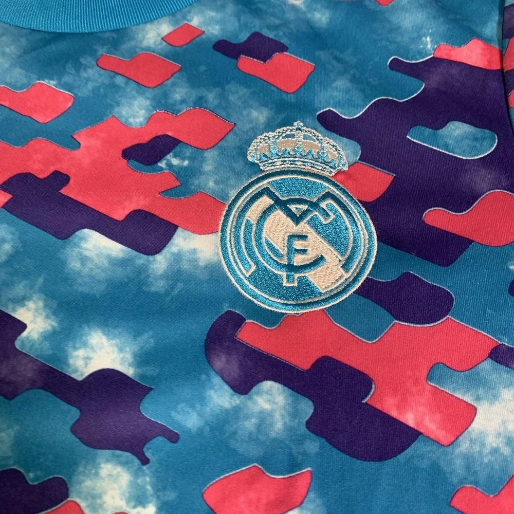 Real Madrid Jersey Mens XS Multi Color Soccer Adidas AEROREADY Pre Match Blue